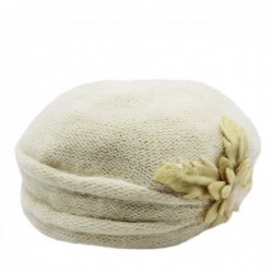 Skullies & Beanies Women's Winter Beret Hat Fleece Lined Soft Warm Beanie Cap with Flower Accent - Cream - CA18KNAMWEL $16.71